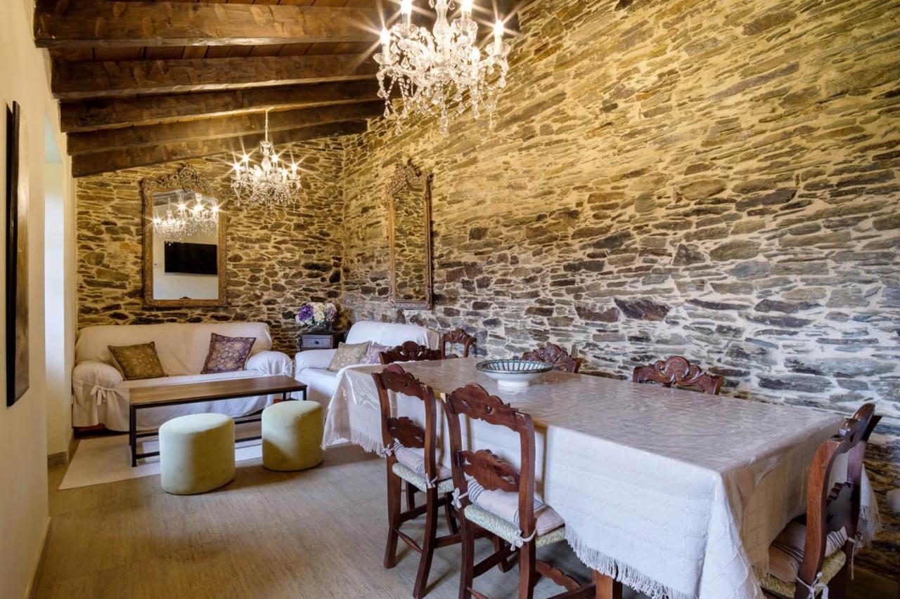 Arzúa Aldea A Painza旅馆 外观 照片